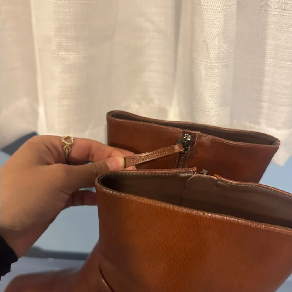 Reformation Claudette Ankle Boot
Cavalier Leather - Picture 5 of 8